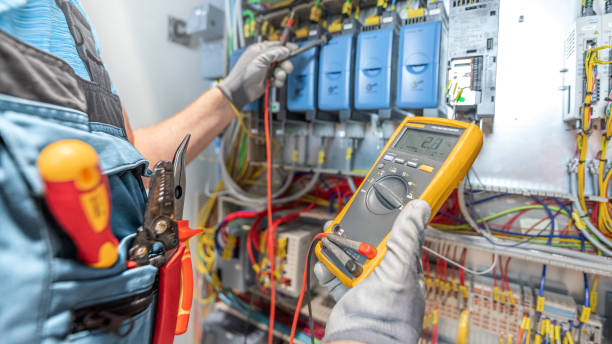 Best Licensed Electrician  in Pine Air, FL